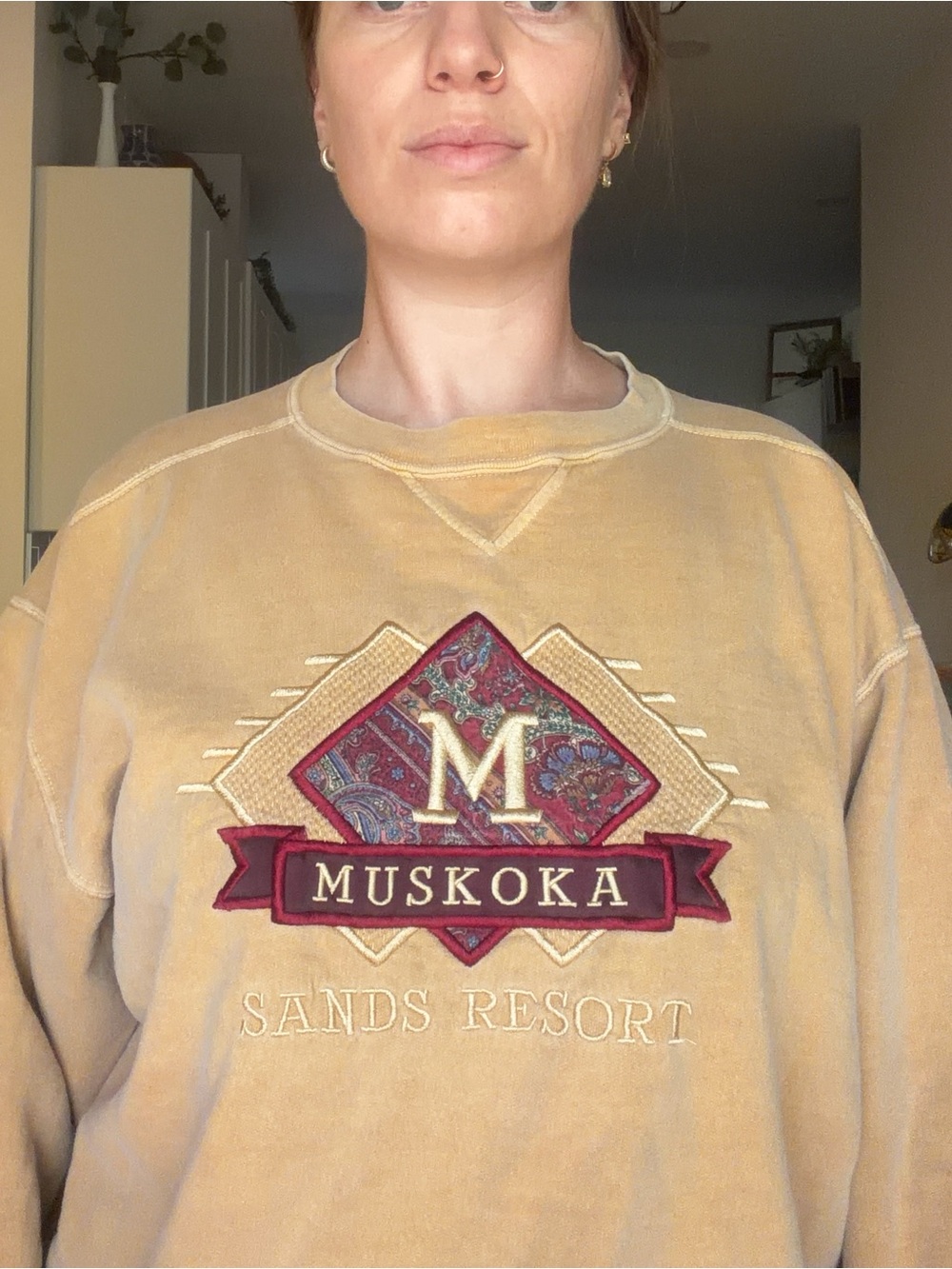 Vintage Muskoka Sand Resort Men's Crewneck Sweatshirt - Picture 10 of 12